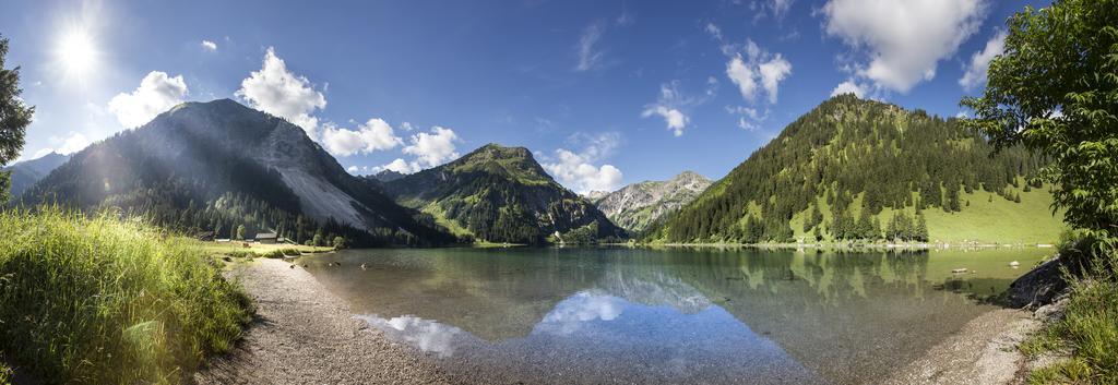 Hotel "Zum Ritter" ทันน์ไฮม์ ภายนอก รูปภาพ
