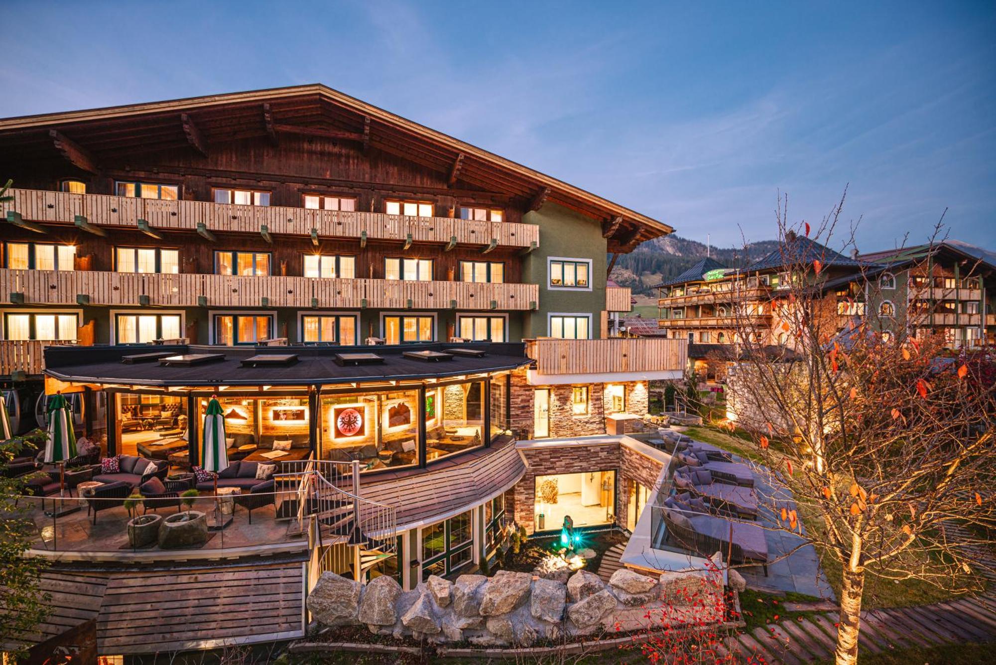 Hotel "Zum Ritter" ทันน์ไฮม์ ภายนอก รูปภาพ