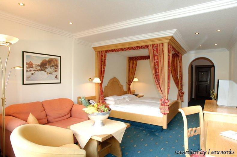 Hotel "Zum Ritter" ทันน์ไฮม์ ห้อง รูปภาพ