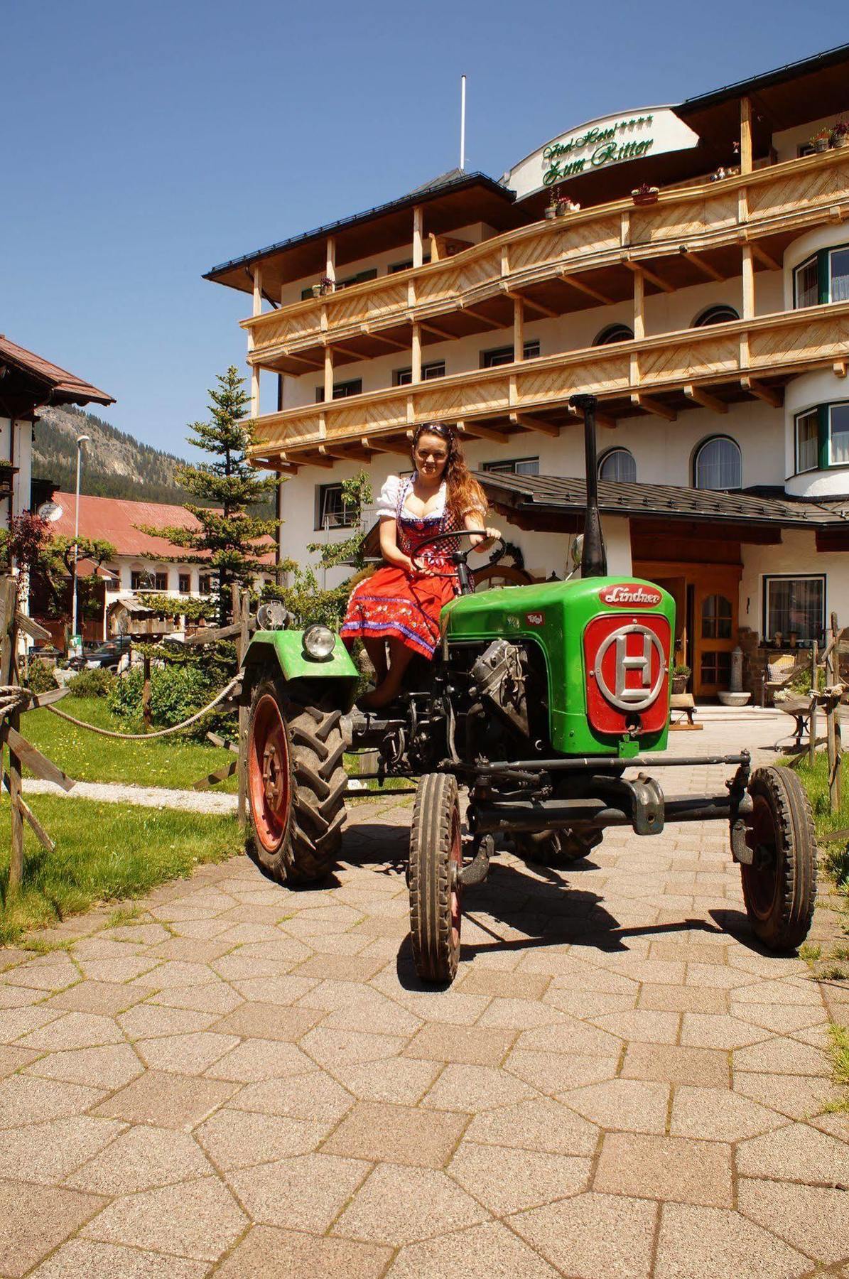 Hotel "Zum Ritter" ทันน์ไฮม์ ภายนอก รูปภาพ